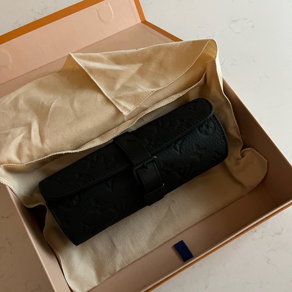 Louis Vuitton Etui 3 Montres Watch Case Taurillon Leather - Picture 11 of 15
